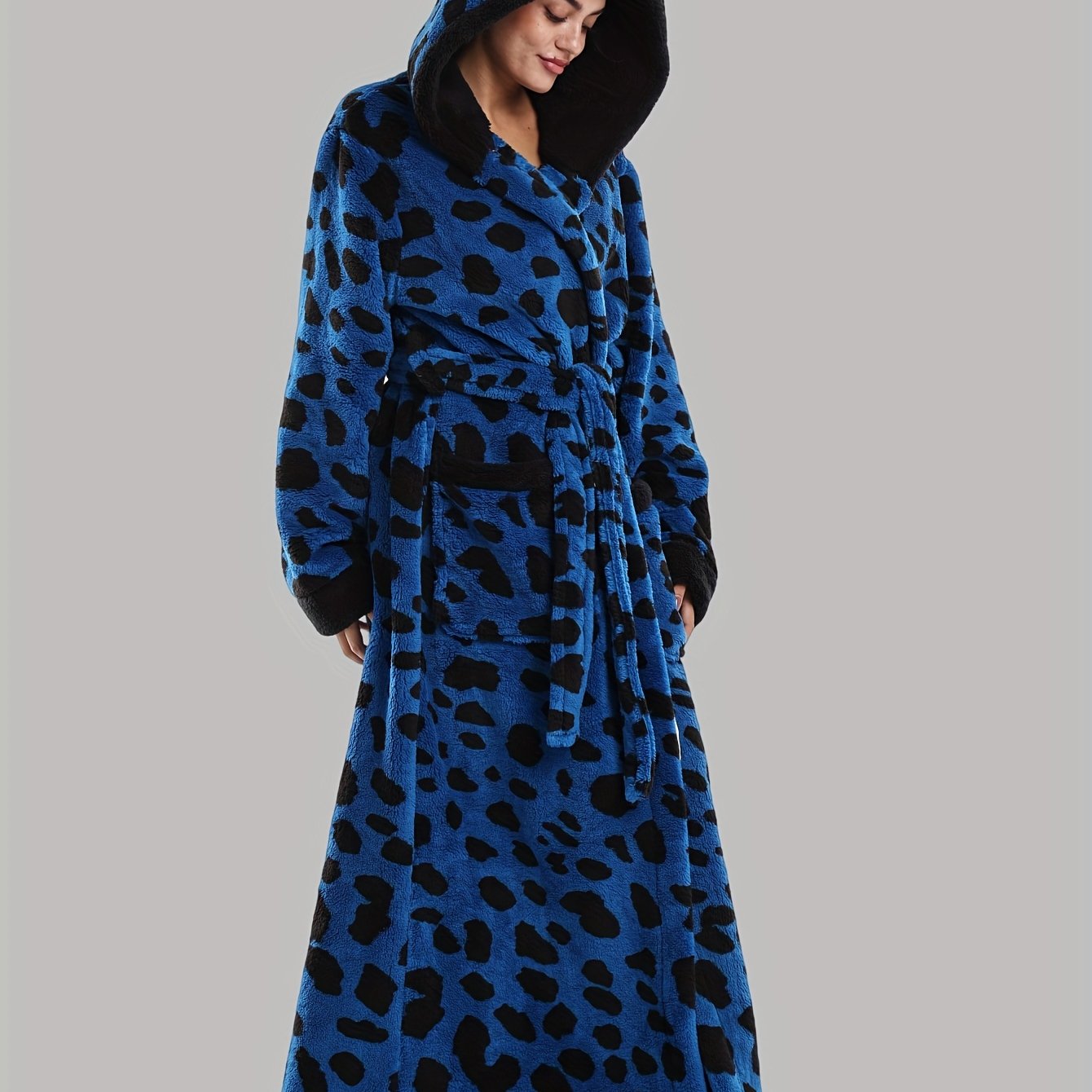 Leopard Print Series - Women's Autumn and Winter - Long Sleeve Hooded Bathrobe