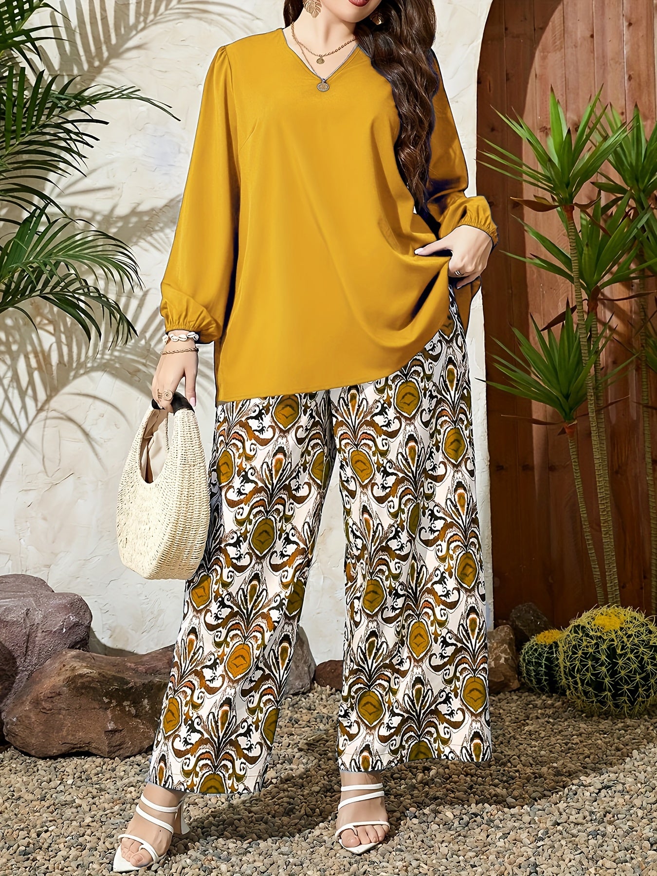 Elegant Plus-Size Women's V-Neck Loose-Fit Set