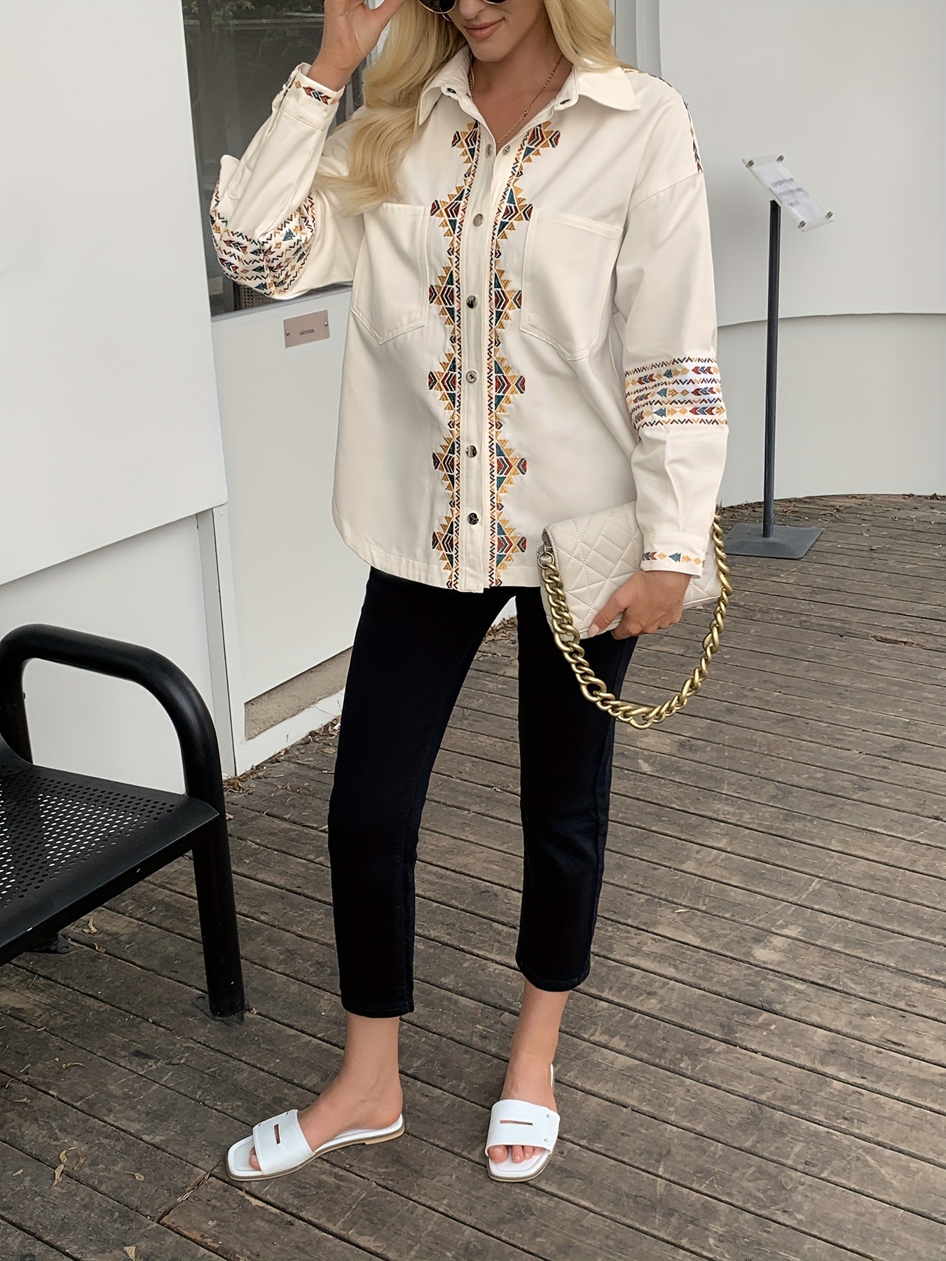 Women's Spring And Autumn Ethnic Style Printed Shirt with a Fashionable Front Placket