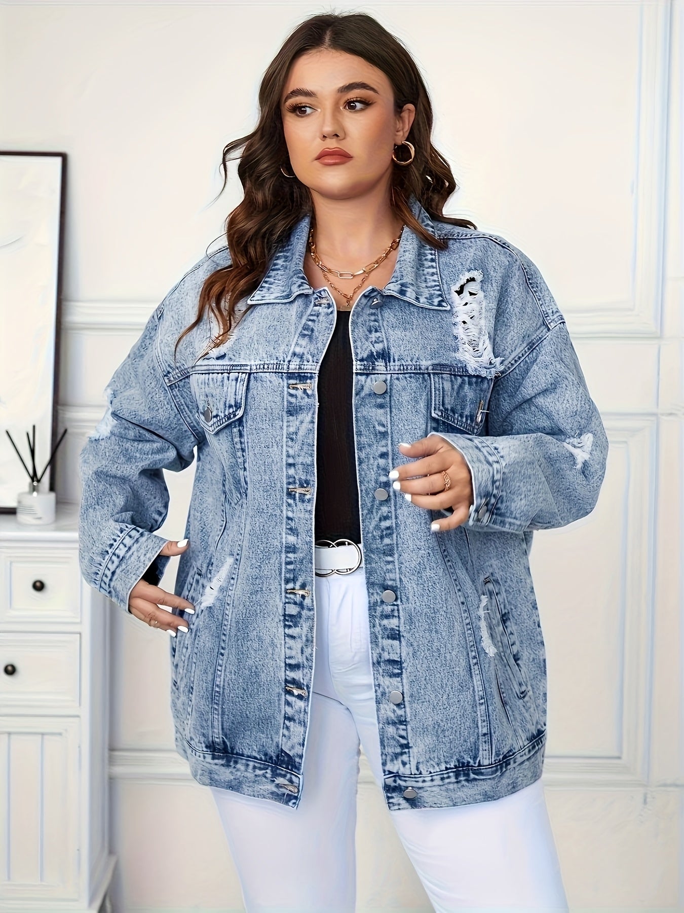 Women's Plus Size Street Style Denim Top, Ripped Denim Jacket, Washed Denim Outerwear, Fashionable