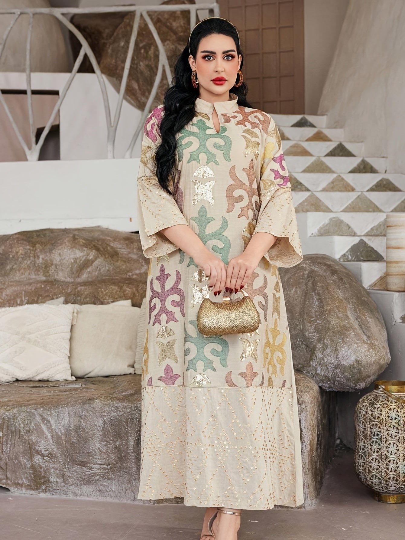 Elegant Arabic Women's Embroidery Dress