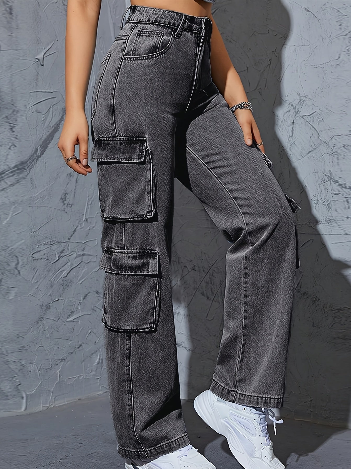 Stretchy High-Waist Women's Cargo Jeans