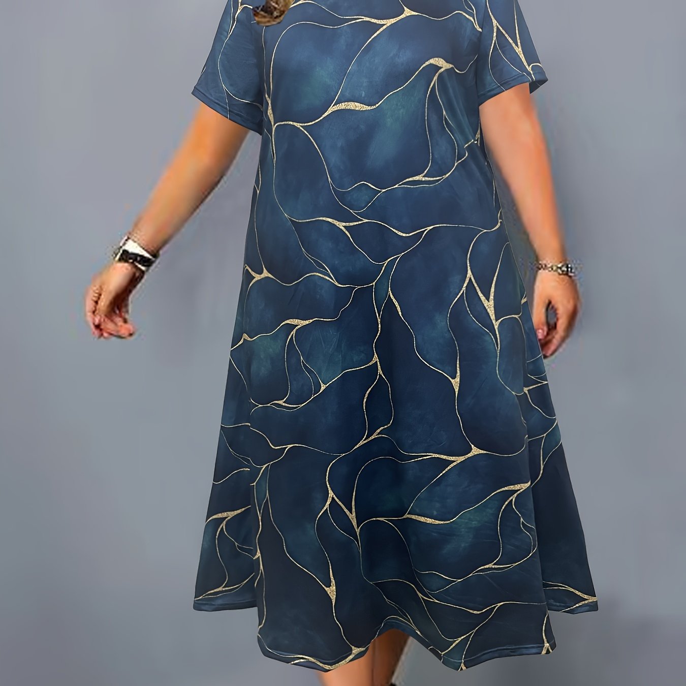 Round Neck Loose Short Sleeve Printed Dress