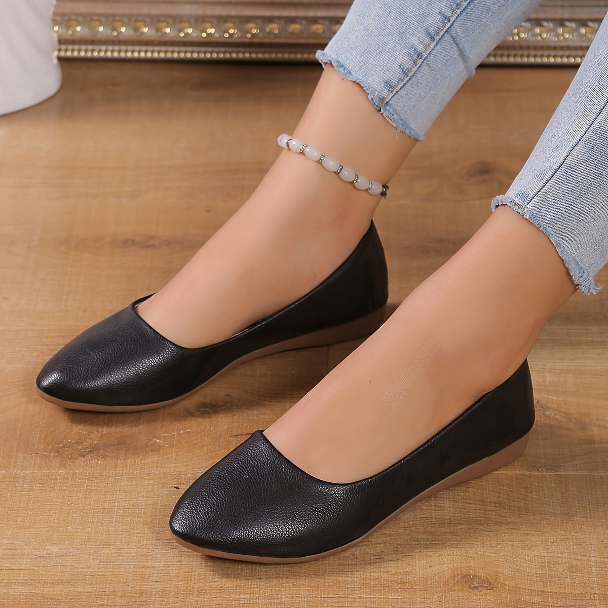 Lightweight Casual Women's Slip-On Flats