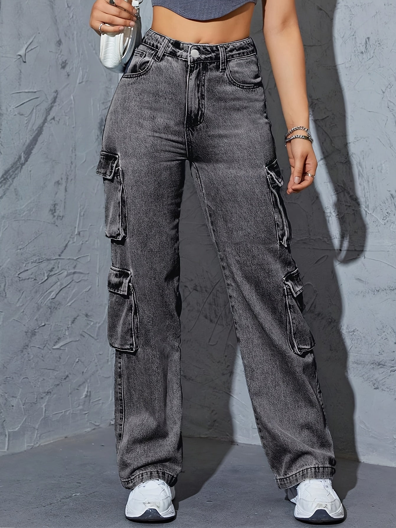 Stretchy High-Waist Women's Cargo Jeans