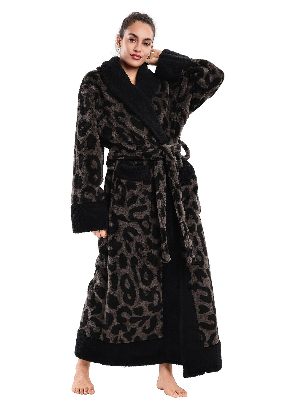 1pc Women's Elegant Leopard Print Robe & Sleepwear - Oversized Winter Cozy Plush Bathrobe