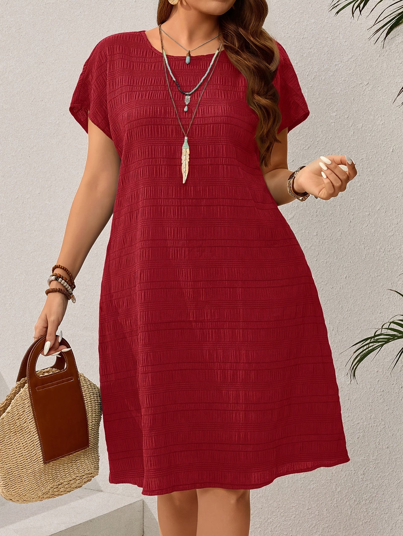 Round Neck, Non-Stretch, Machine Washable
