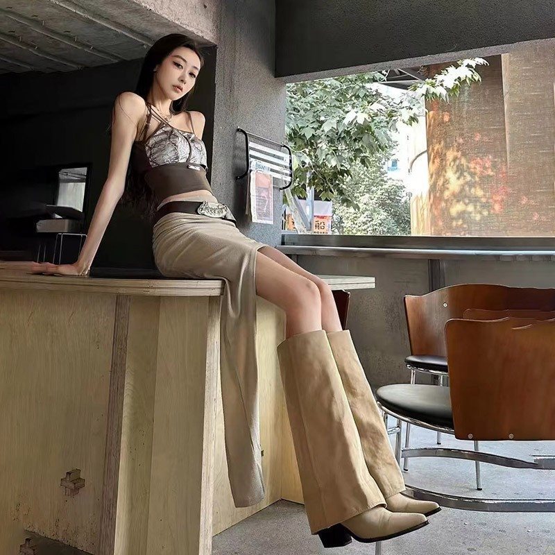 Autumn And Winter New Pointed Toe Chunky Heel Pantyhose Boots