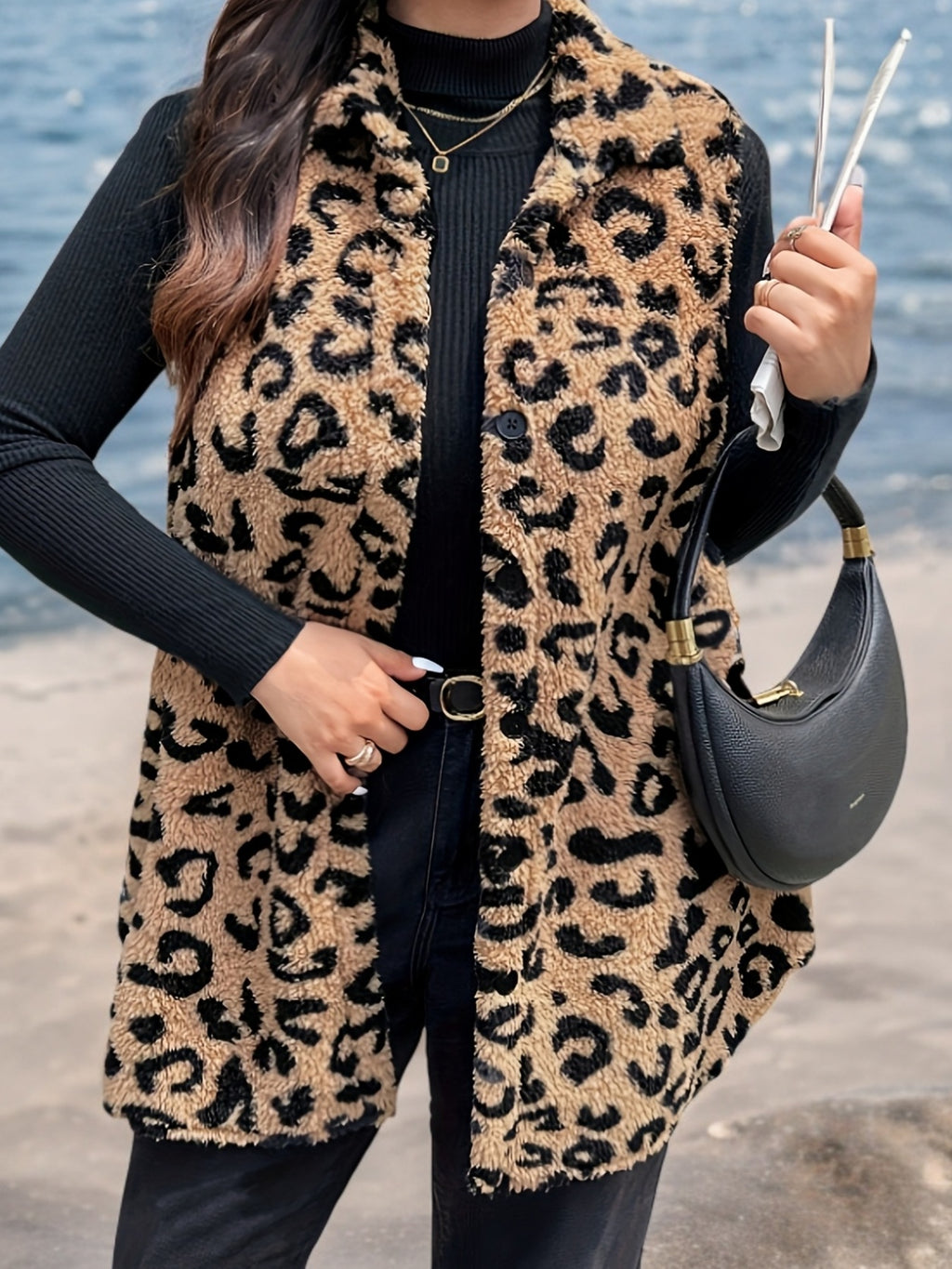 Plus-Size Sleeveless Casual Jacket in Leopard Print for Women