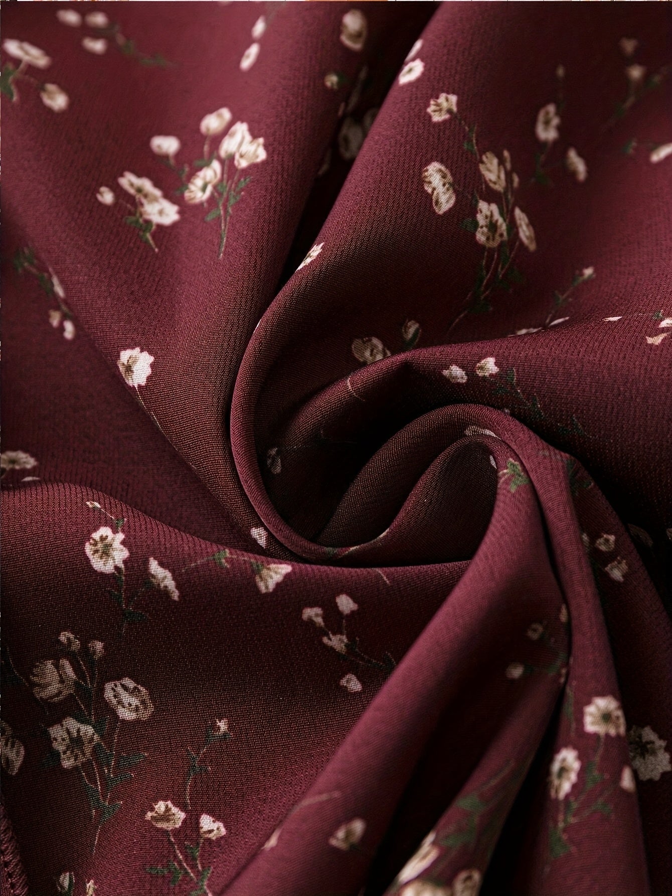 Elegant V-Neck Floral Print Blouse with Ruffled Sleeves
