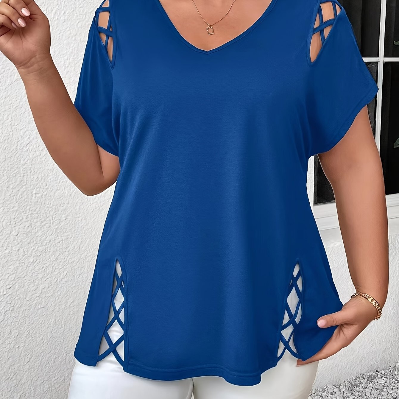 [Elegant T-Shirt] Elegant Plus Size Women's V-Neck T-Shirt | Stretchy Solid Black Top for Spring/Summer, Resort Style Casual & Vacation Wear,