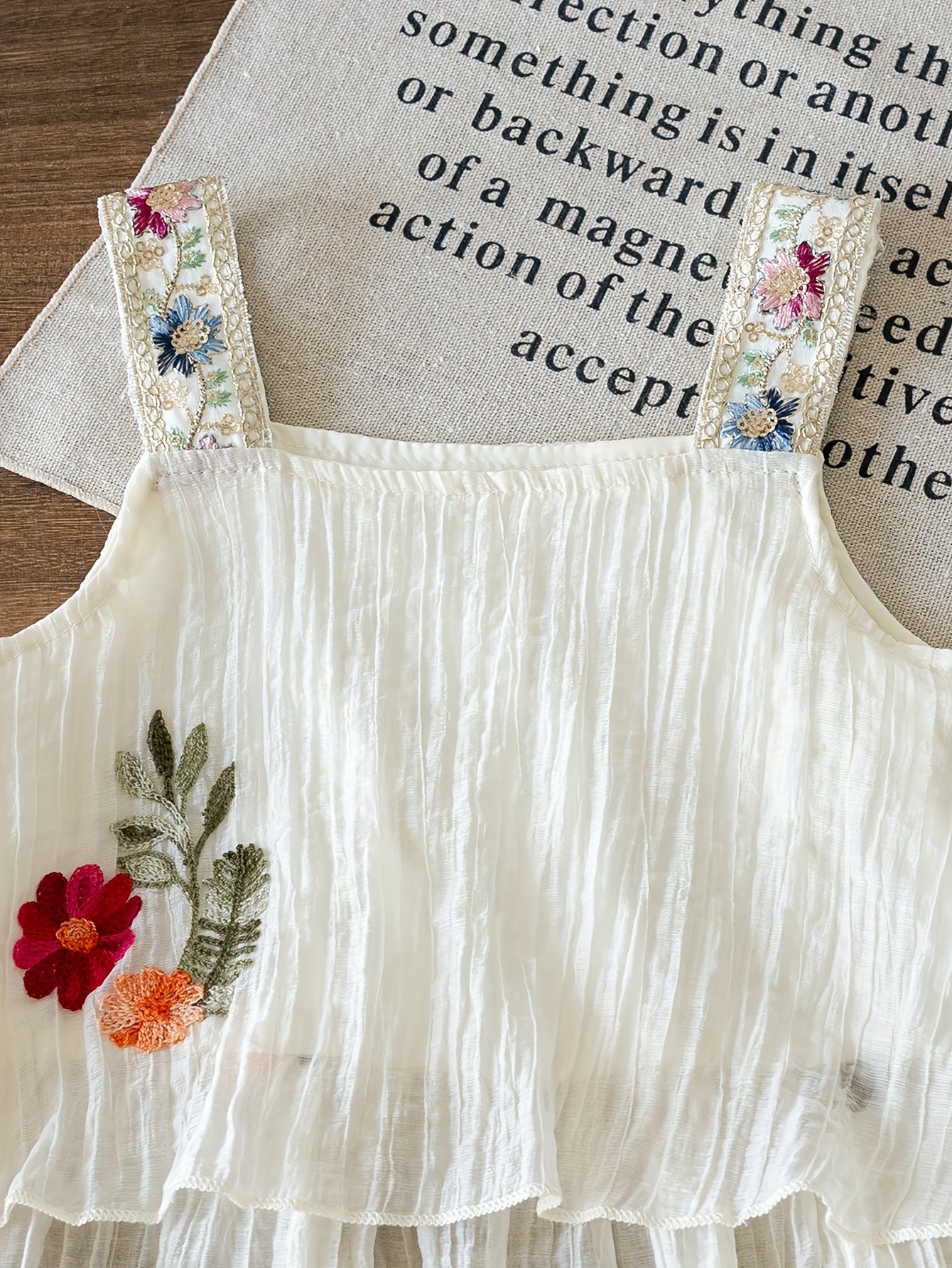 Floral Embroidery 2pcs Fashion Girls' Set with Golden Cord Lace