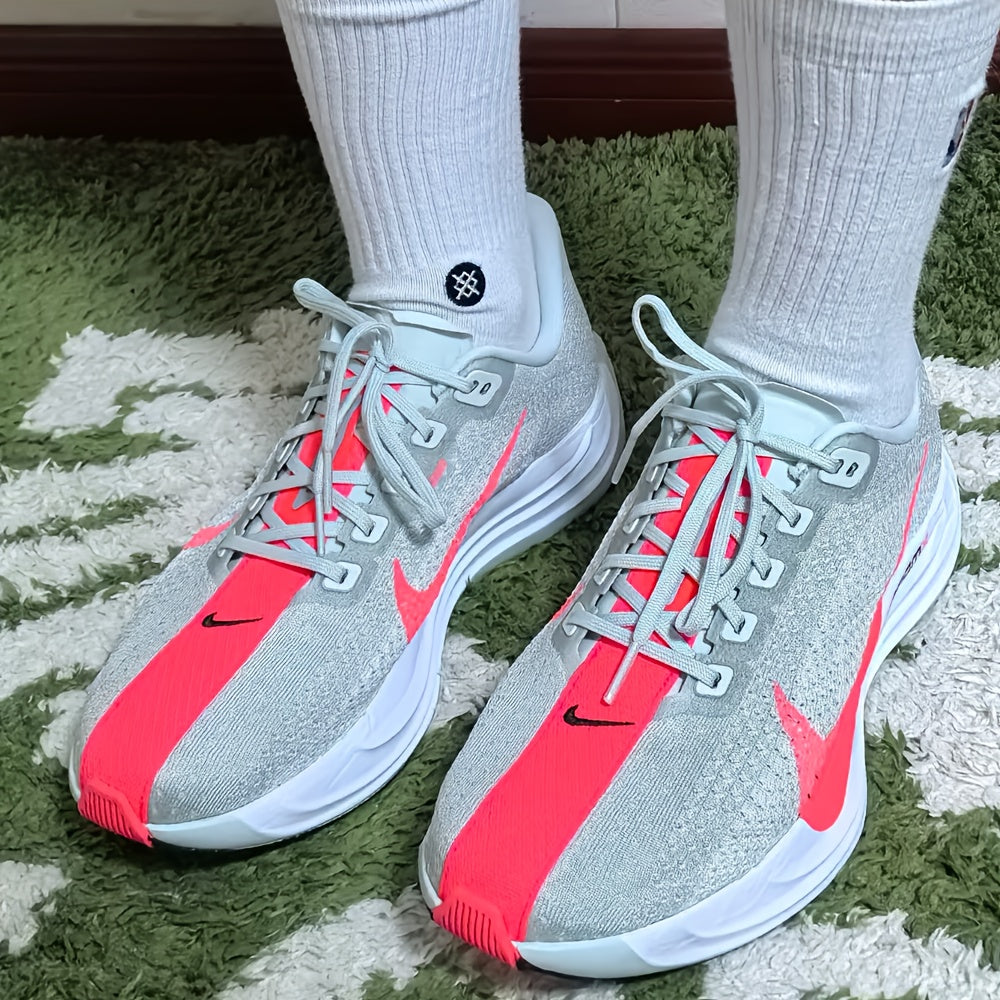 Nike Pegasus Turbo Low-Top Running Shoes - Lightweight Breathable Sneakers with Cushioned Arch Support