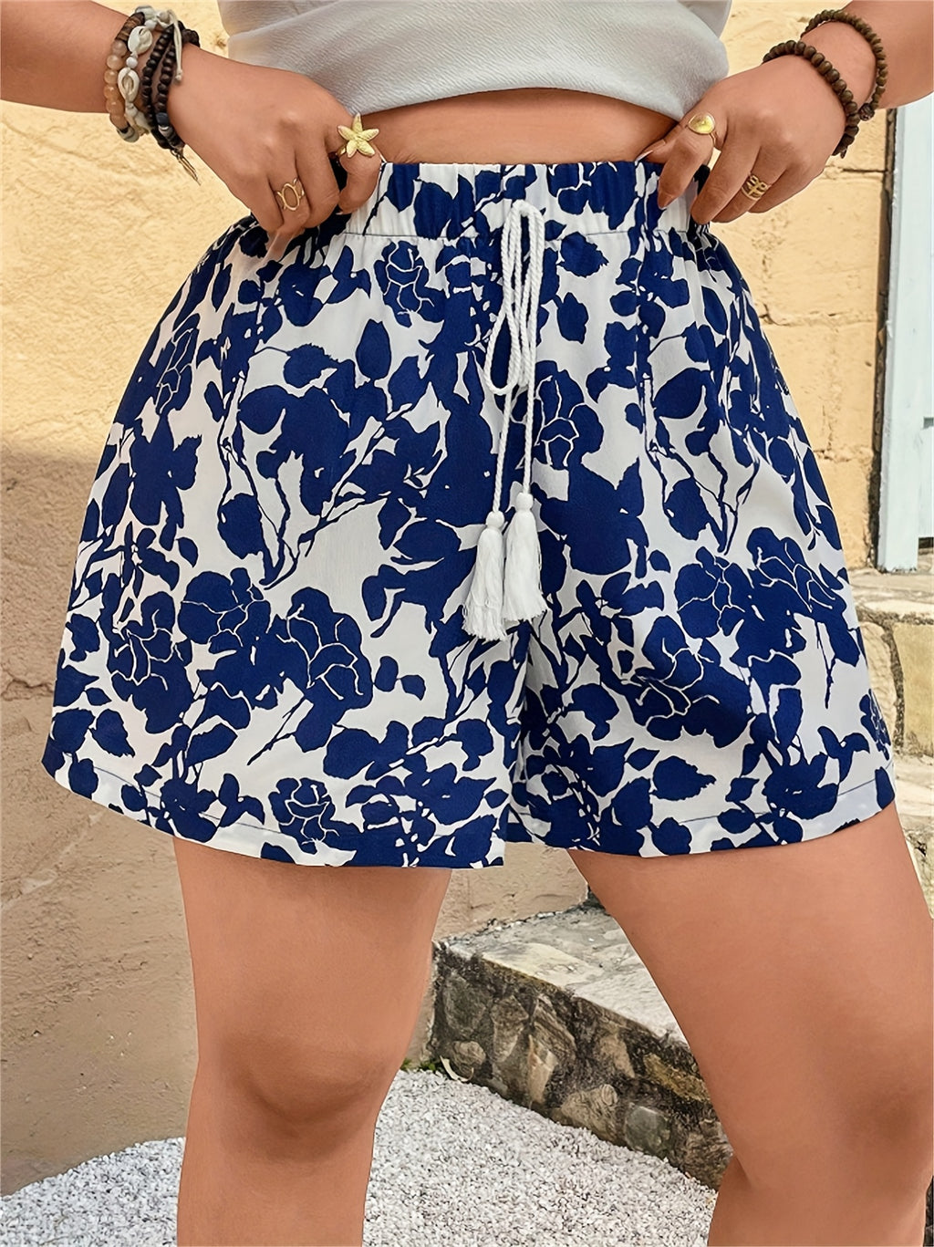 Women's Floral Print Elastic Waist Shorts