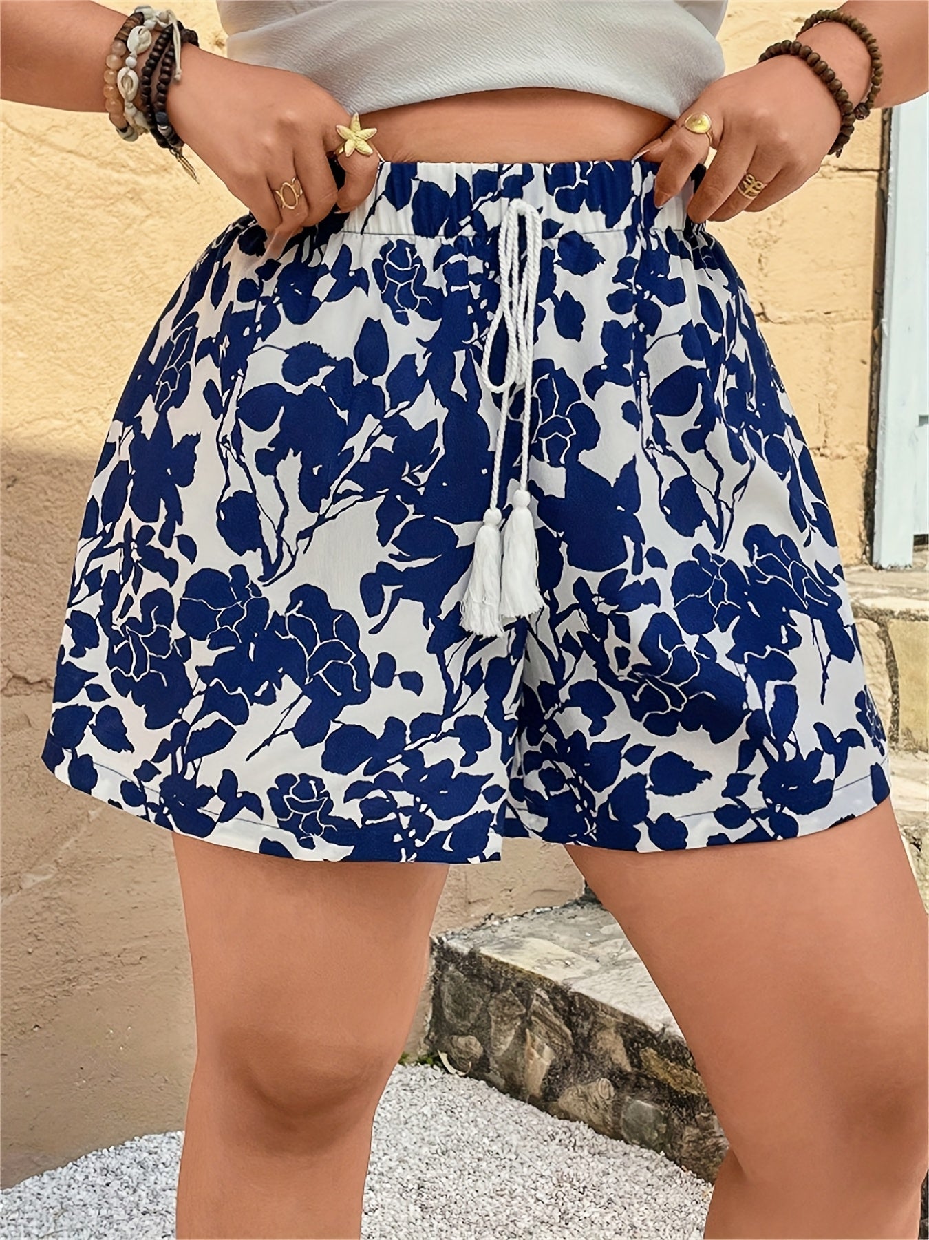 Women's Floral Print Elastic Waist Shorts