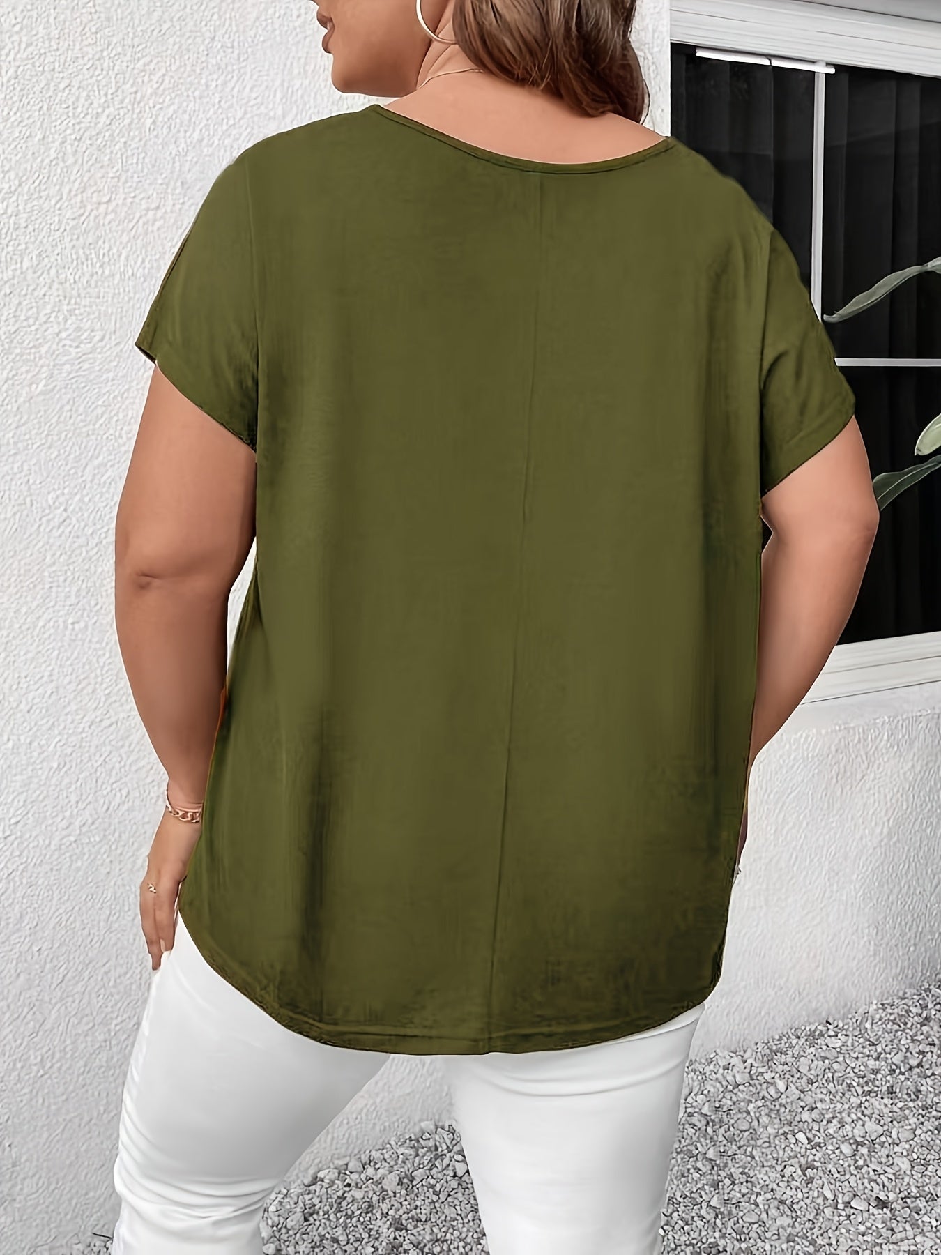 [Elegant T-Shirt] Elegant Plus Size Women's V-Neck T-Shirt | Stretchy Solid Black Top for Spring/Summer, Resort Style Casual & Vacation Wear,