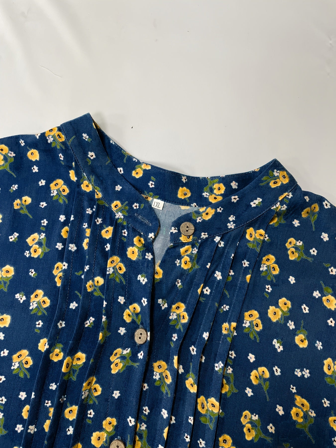 Floral Print Women's Blouse, Long Sleeve Round Neck