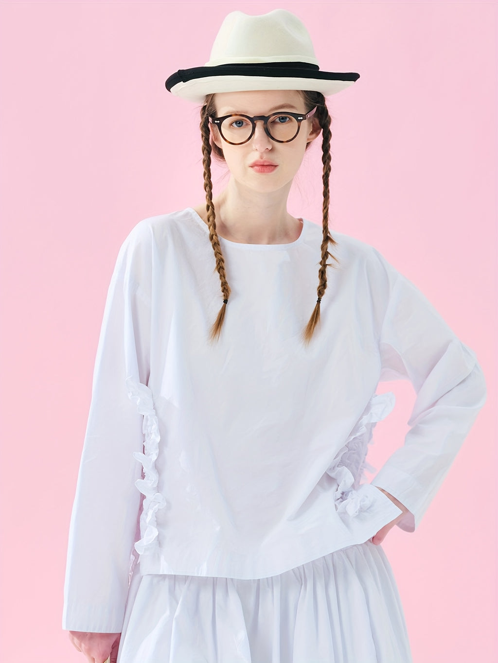 Women'S Elegant Blouse - Long Sleeve Shirt with Ruffled Hem