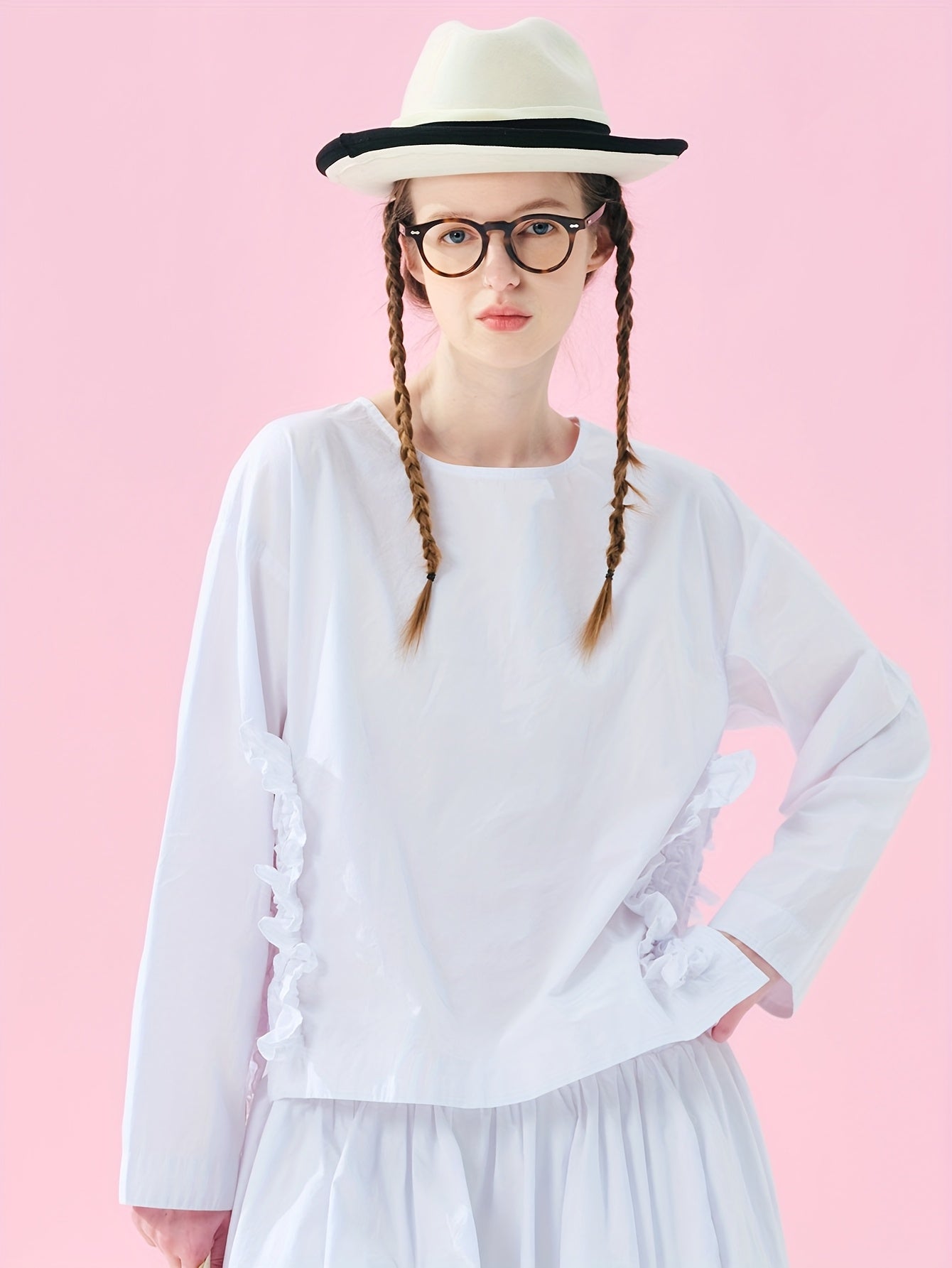 Women'S Elegant Blouse - Long Sleeve Shirt with Ruffled Hem