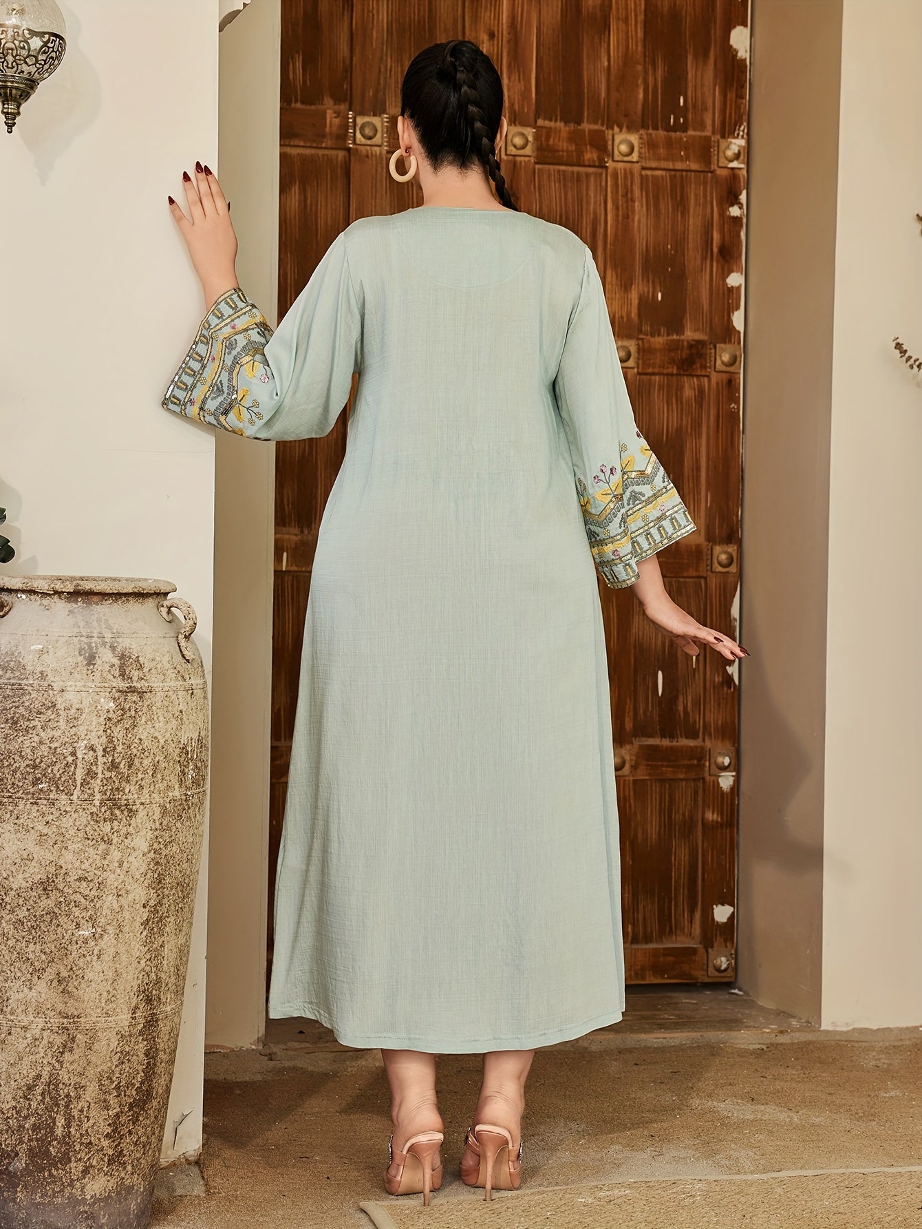 Embroidery Arabic Women's Elegant Dress JALABIA