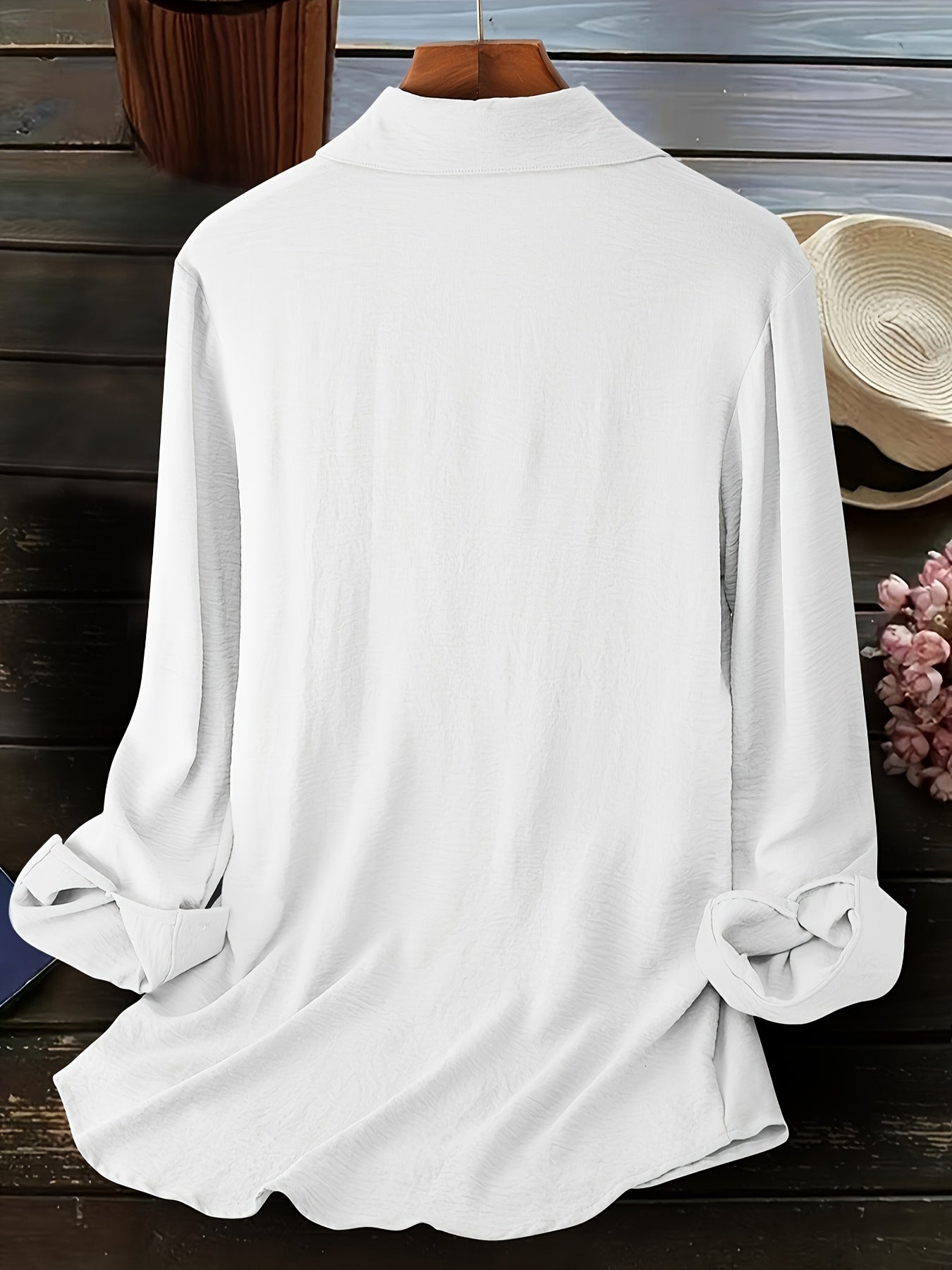 Large Size Women's Fashion Embroidered Blouse