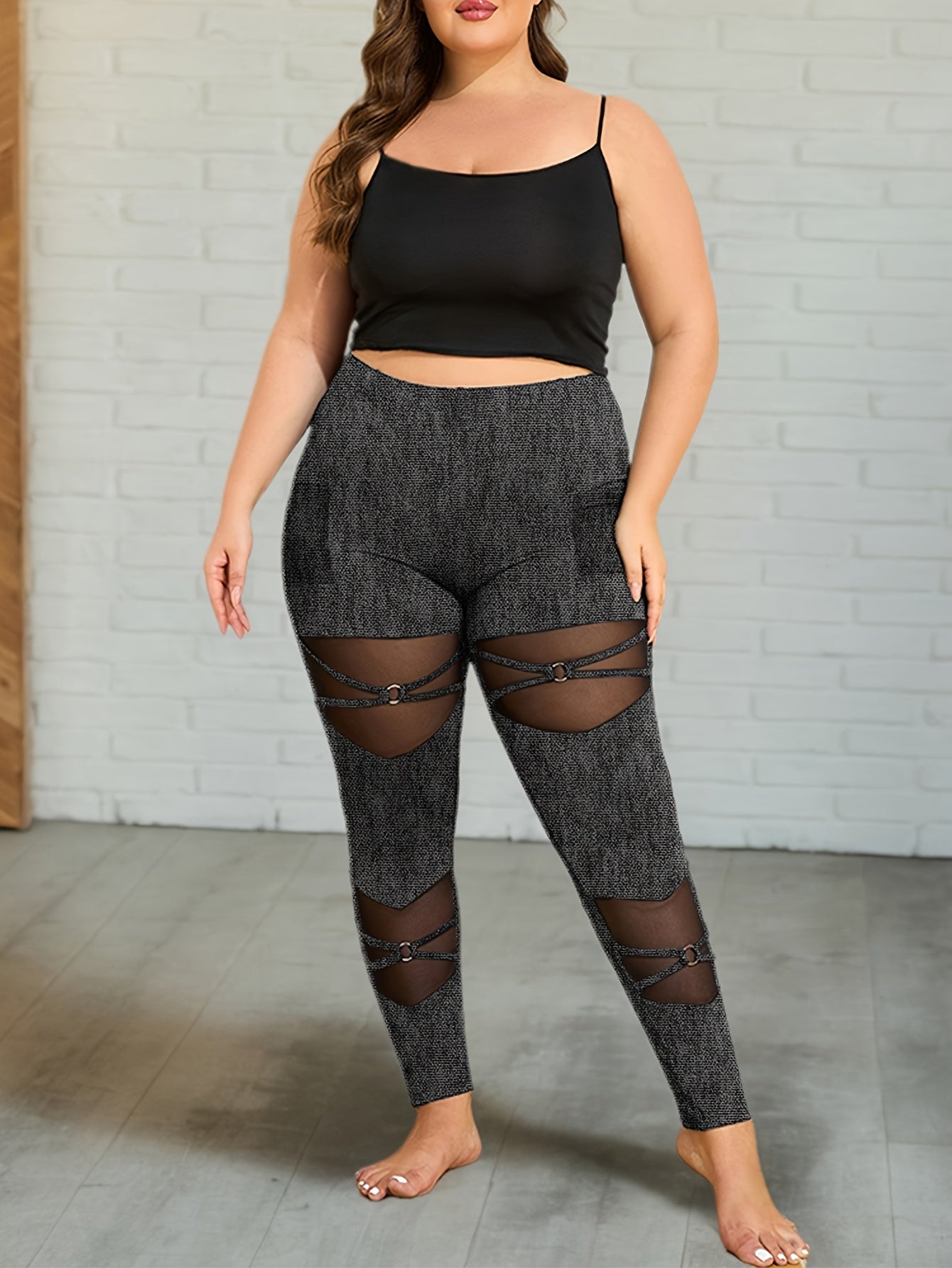 Elegant Plus-Size Knitted Leggings with a Mesh Pocket And Ring Buckle Design.