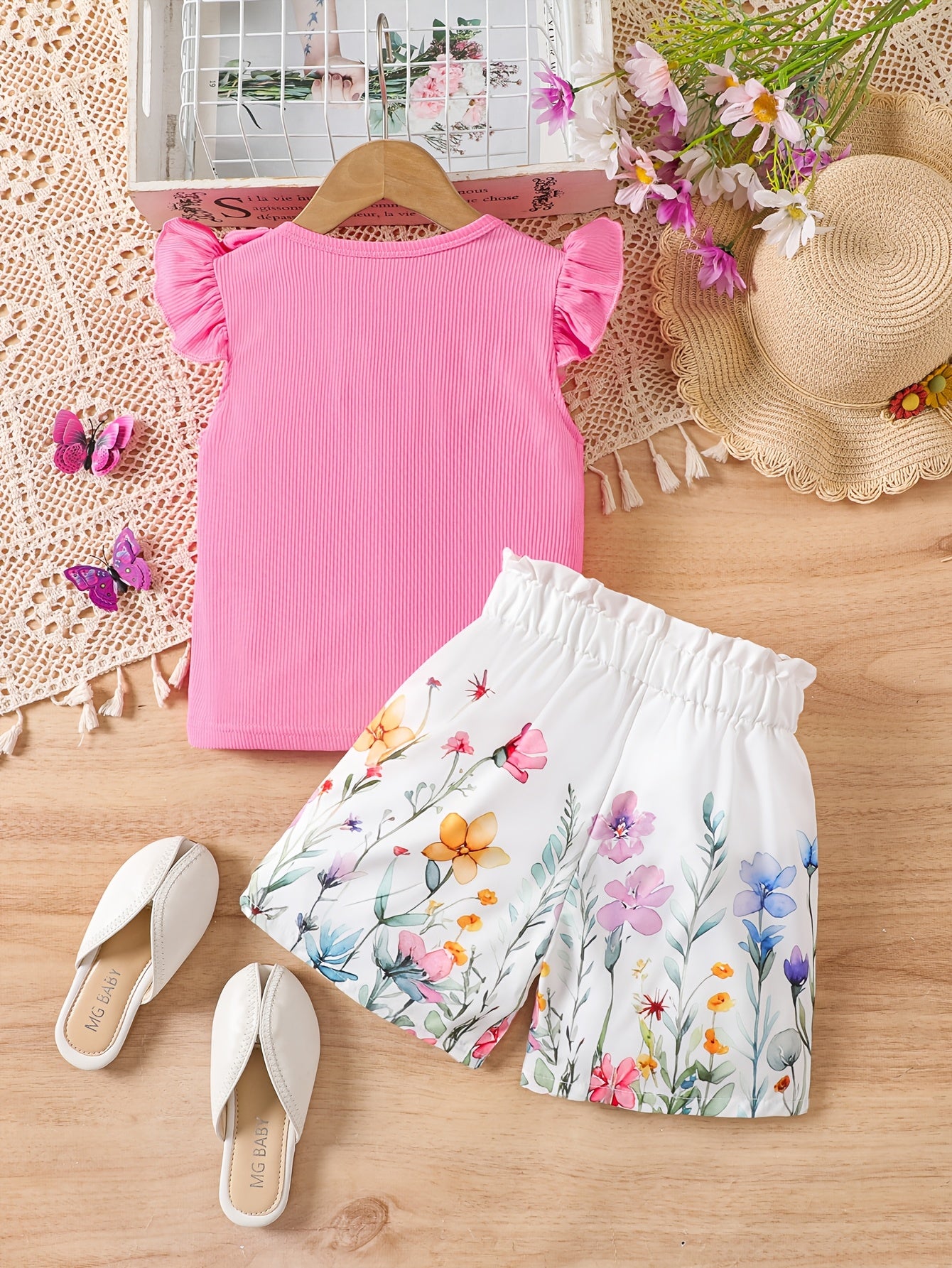 Two-Piece Girls' Shorts Set